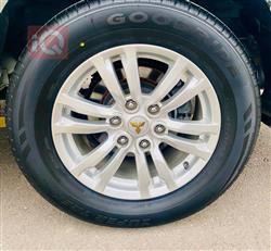 ميتسوبيشي باجيرو